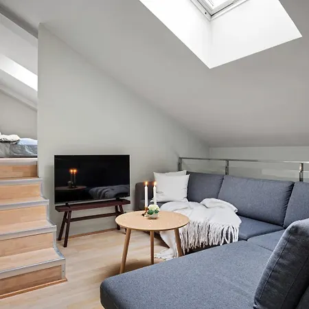 Urban Penthouse With Fireplace & Views * オスロ